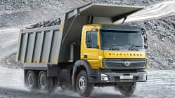 08/2025 BharatBenz HX Baustellen-Truck Daimler Indien