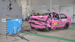 VW Golf II Crashtest Dekra Neumünster 2025