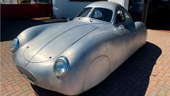 Stromlinien-Replika Typ 60 K10-RR auf VW Käfer Chassis