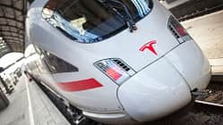 Deutsche Bahn ICE mit Tesla-Logo