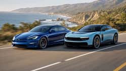 Tesla Model S Plaid und Ferrari Luce