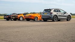 Skoda Elroq RS vs Supercars der 1980er-Jahre, Ferrari Testarossa, Lamborghini Countach, Porsche 944 Turbo, 07/2026 Skoda Elroq RS vs Supercars der 1980er-Jahre