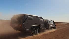 Bruder EXP-6 Offroad Caravan