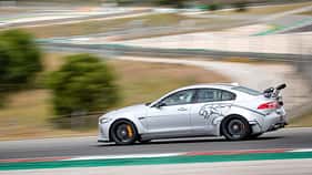 Jaguar XE SV Project 8 Fahrbericht 2018