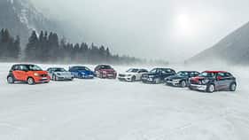 Unterschiedliche Antriebskonzepte auf Schnee
