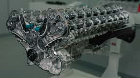 Bugatti-V16-Saugmotor