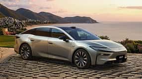 Toyota BZ7 Elektro-Limousine