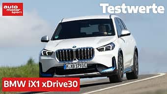  BMW iX1 xDrive30