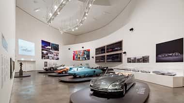 Ausstellung Motion Autos Arts Architecture Guggenheim Museum Bilbao (2022)
