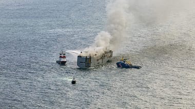 Fremantle Highway Autotransporter Feuer
