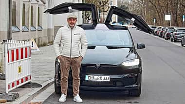 Tesla Model X Qualitätsmängel Fall Reitmeier Regensburg
