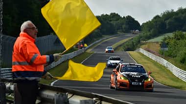 Gelbe Flaggen - VLN Nürburgring - 5. Lauf - 5. Juli 2014