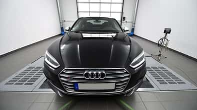 Audi S5 von Speedbuster