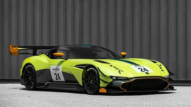 Aston Martin Vulcan AMR Pro