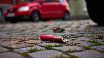 Böller, Rakete, Feuerwerk, Auto, Versicherung