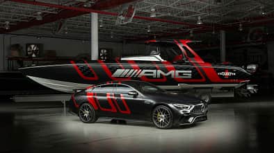 Mercedes-AMG Cigarette Racing „41‘ AMG Carbon Edition“