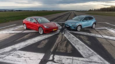 Tesla Model 3, Hyundai Kona