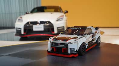 11/2019, Nissan GT-R Nismo von Lego