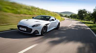 Aston Martin DBS Superleggera, Exterieur