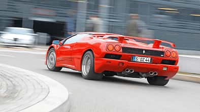 Ferrari Diablo, Exterieur