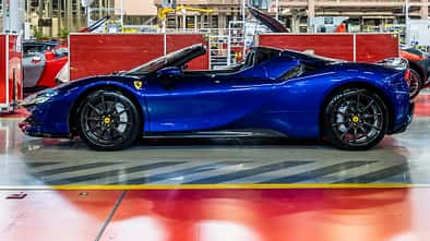 SPERRFRIST 12.11.20 14.30 Uhr Ferrari SF90 Spider