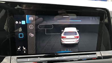 VW Golf VIII Infotainment Bug Software