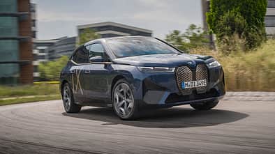 BMW iX xDrive 52