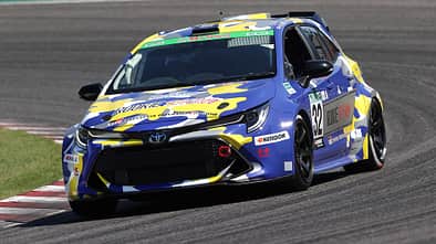 11/2021, Toyota Corolla Rennwagen mit Wasserstoff-Verbrennungsmotor