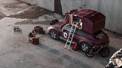 Porsche Taycan Db Raspberry Edition