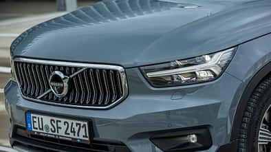  Volvo XC40 B4