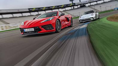 Chevrolet Corvette Stingray, Porsche 911 GT3 Touring