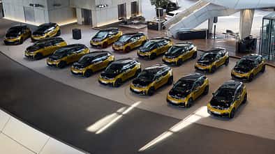 08/2022, BMW i3 Produktionsende Sonderserie Gold BMW-Welt München