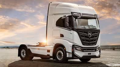 Nikola Tre BEV 4x2