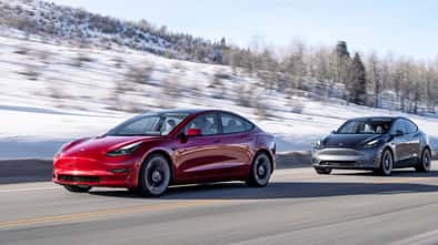 Tesla Model 3 und Model Y Fahraufnahme