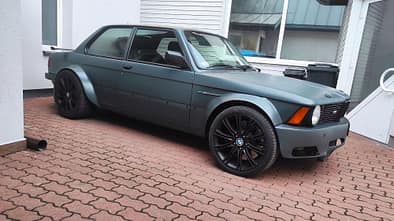 BMW 3er E21 mit V10-Motor des BMW M5 E60