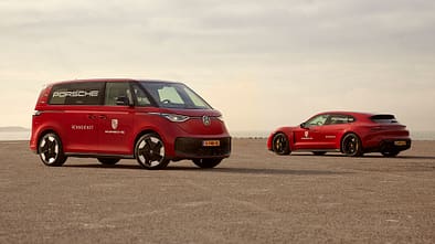VW ID. Buzz Porsche Taycan Renndienst Historie