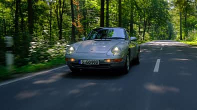 Porsche 911 Carrera Coupé 993 (1997) Fahraufnahme driving shot Landstraße