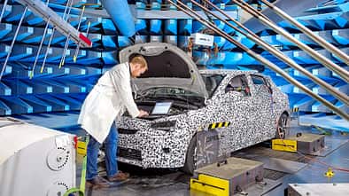 Opel Entwicklung Rüsselsheim Erlkönig Corsa-e