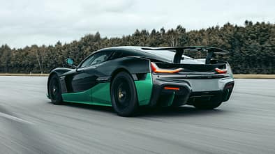 Rimac Nevera Geschwindigkeits-Rekord im Rückwärtsfahren