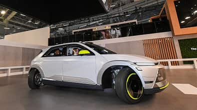 Hyundai Ioniq 5 Mobion E-Corner-System CES 2024