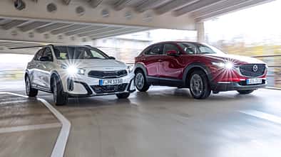 Mazda CX-30 Skyactive-X, Kia Ceed 1.6 T-GDI