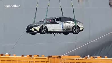 Mercedes EQE Fremantle Highway