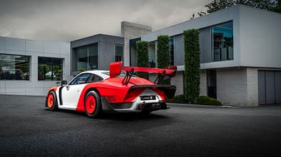Porsche 935 2. Gen. Straßenumbau von Lanzante 