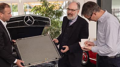Mercedes-Benz Kühler-Nachfertigung R 107 300 SL (2024)