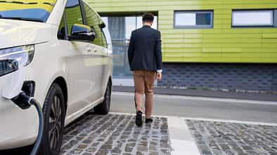 Dienstwagen Firmenwagen Elektroauto laden Mercedes