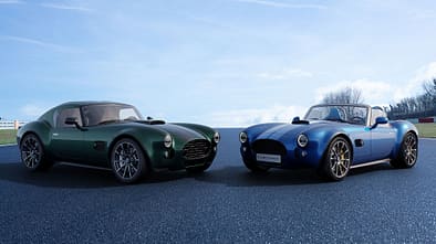 AC Cobra GT Roadster und Coupé