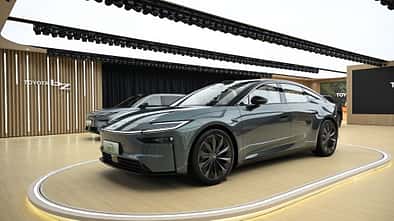 04/2025 Toyota BZ7 EV China