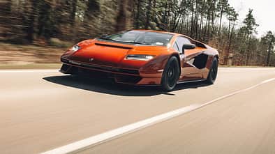 Lamborghini Countach LPI 800-4