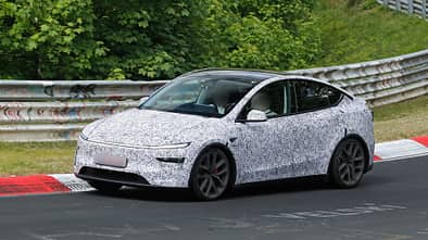 Erlkönig Tesla Model Y Performance (Juniper)