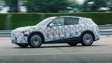 Mercedes GLC EQ, Prototyp, getarnt Probefahrt Seite